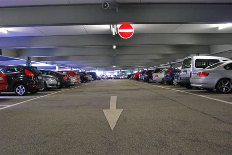 Expats Guide: Best Parking Lots in BGC and Makati Area.